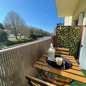 Avec Balcon Et Vue Sur Port - Wifi Privé - Au Dessus Du Restaurant Le Yackams Appartement